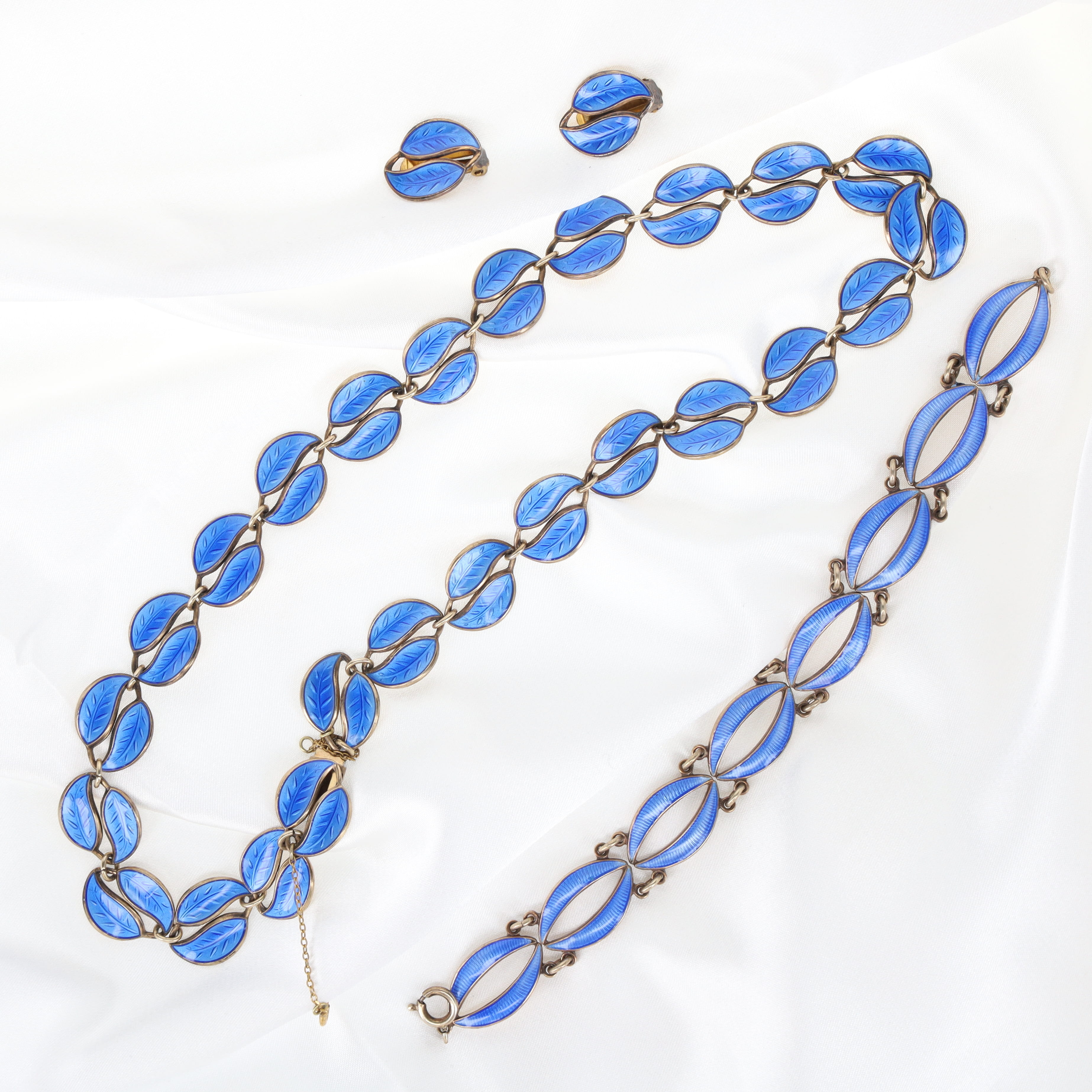 Vintage Jewellery