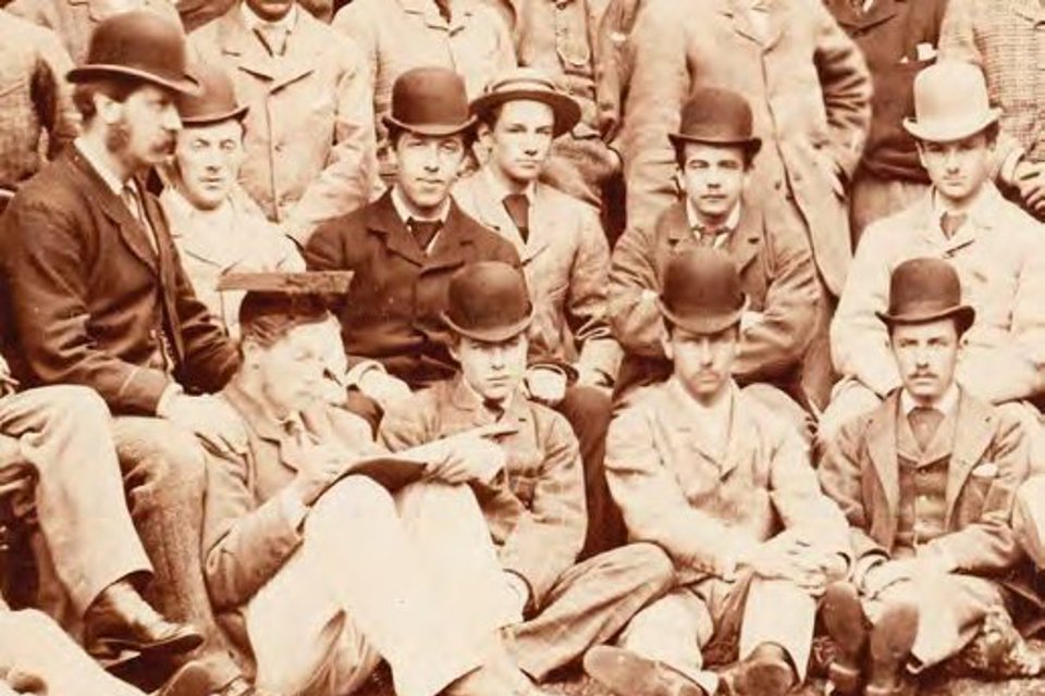 Oscar Wilde college photo