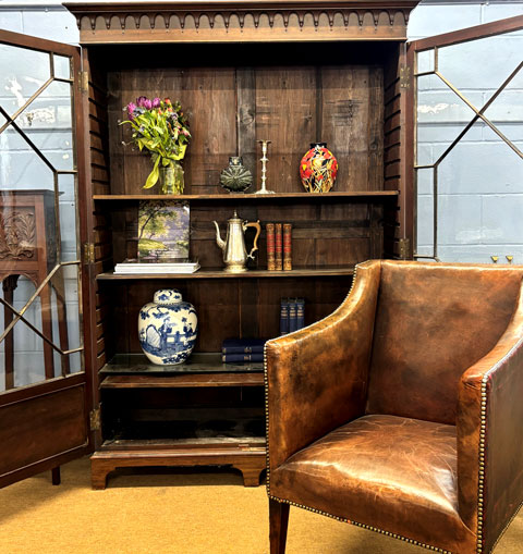 Fine Sale of selected Art & Antiques, Jewellery & More