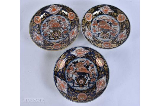 Fine Antiques & Oriental Works of Art Auction