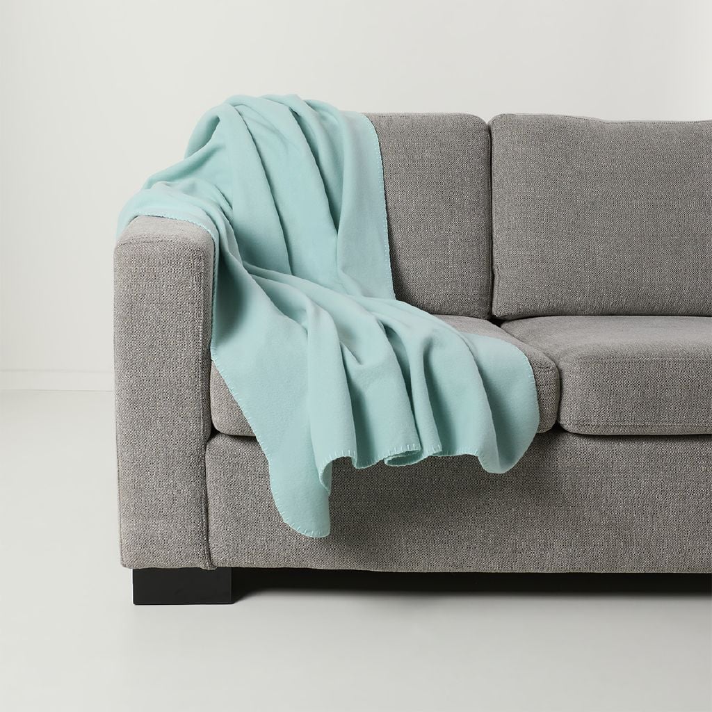 Living & Co Polar Fleece Throw 127cm x 152cm