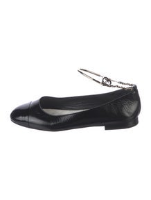 Interlocking CC Logo Leather Ballet Flats