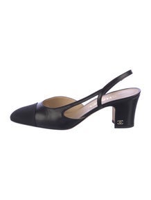 Interlocking CC Logo Leather Slingback Pumps