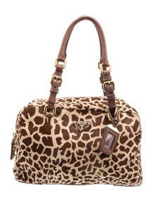 Enameled Metal Triangle Bauletto Vintage