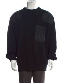 2022 Enameled Metal Triangle Pullover