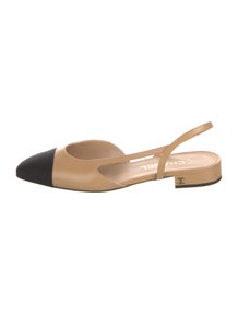 Interlocking CC Logo Leather Slingback Flats