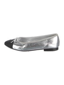 Interlocking CC Logo Leather Ballet Flats