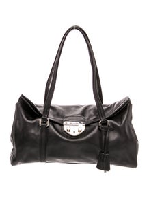 Enameled Metal Triangle Easy Vintage