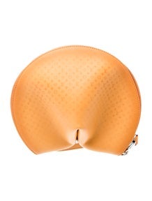 LV Monogram Clutch 2023