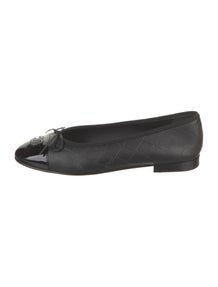 Interlocking CC Logo Leather Ballet Flats
