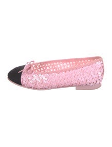 2023 Interlocking CC Logo Ballet Flats
