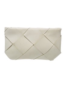 Intrecciato The Pouch