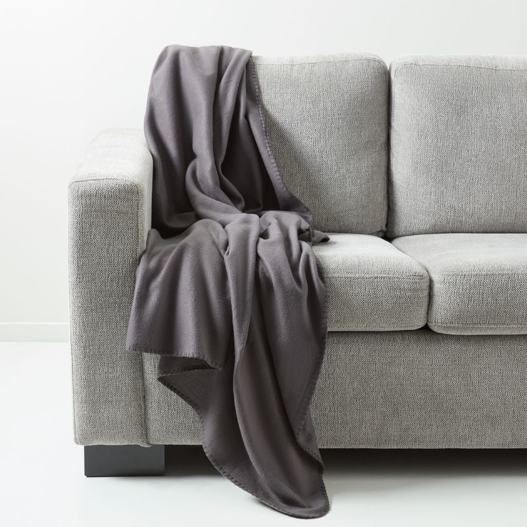 Living & Co Polar Fleece Throw Charcoal 127cm x 152cm