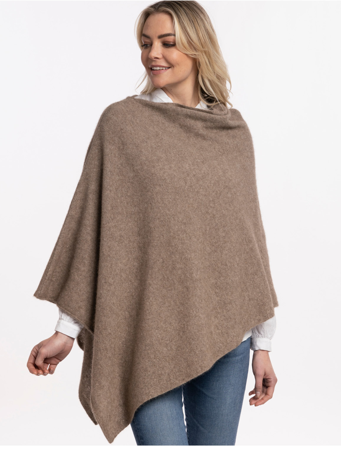 The-Wool-Company-EDM---Moss-Stitch-Poncho_05.jpg