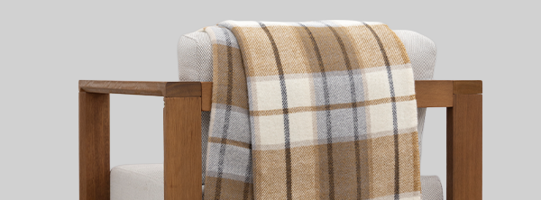 Palliser Ridge Lrg Check Blanket Jelly