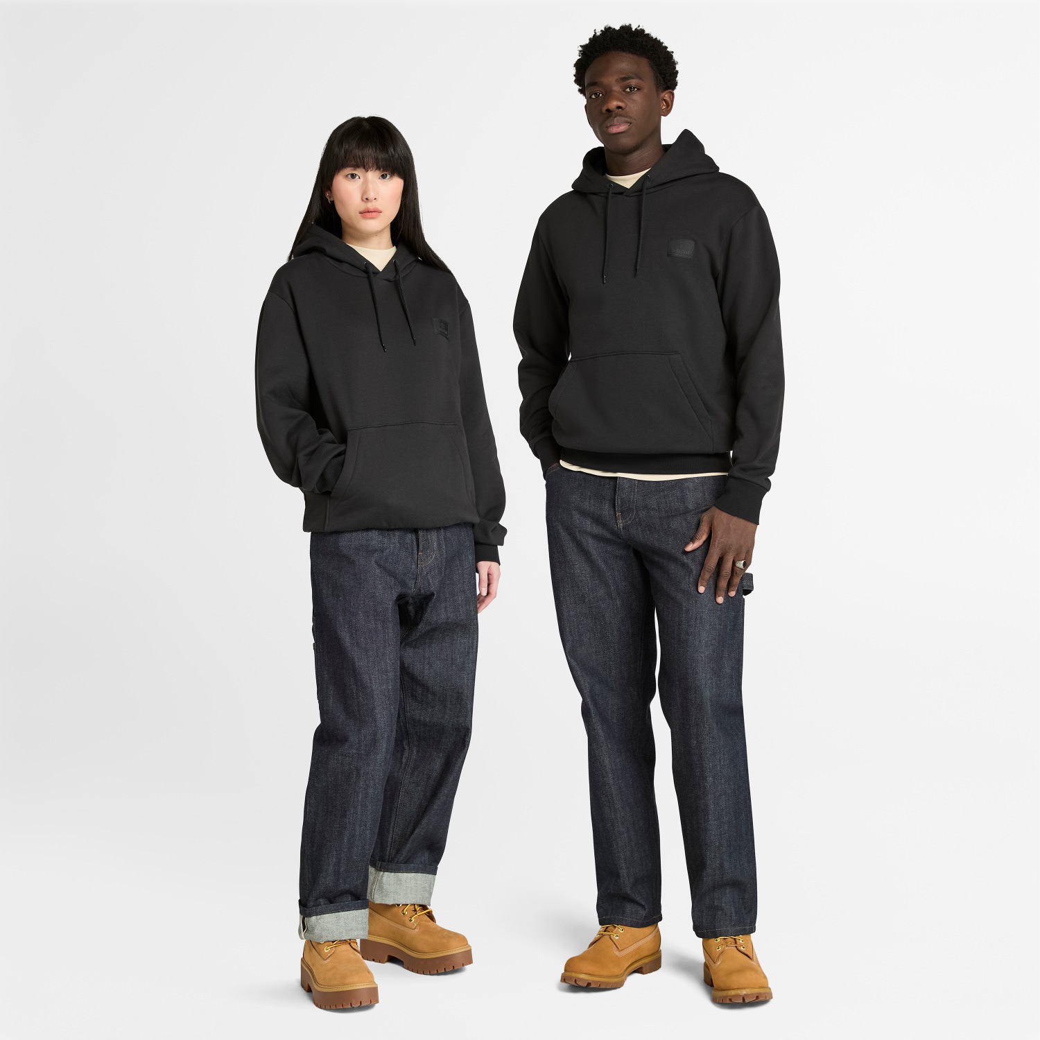 סווטשירט UNISEX עם לוגו Timberland® וקפוצ’ון