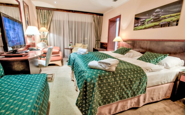 Český Krumlov luxusně se stravou + Prosecco