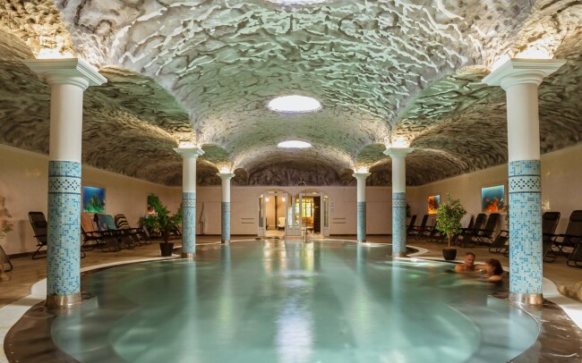 Maďarsko ve 3* hotelu propojeném s lázněmi