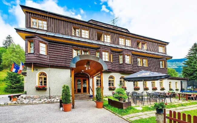 Krkonoše: s wellness a výhodami + ping pong