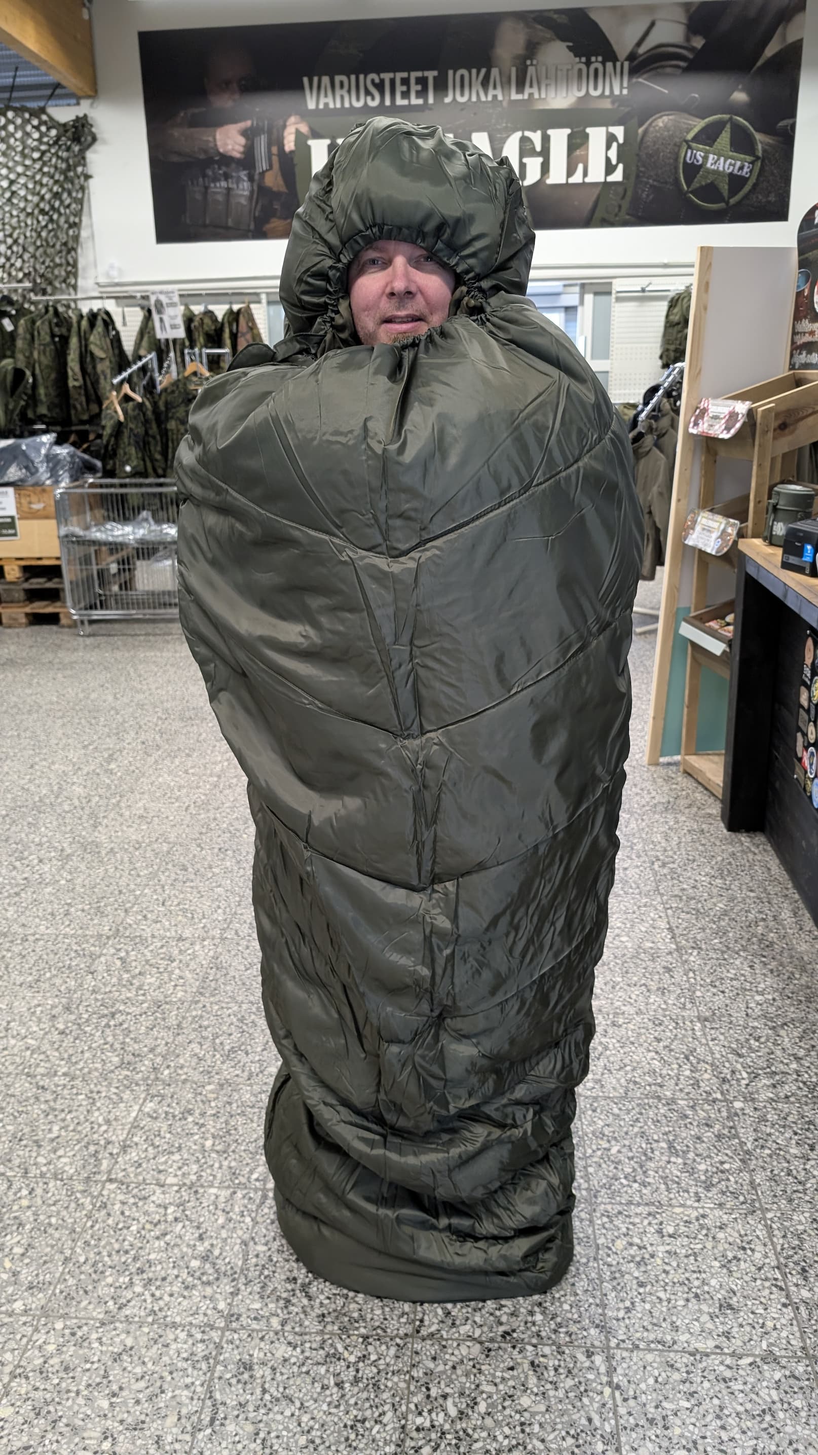 TF-2215 makuupussi, oliivinvihreä
