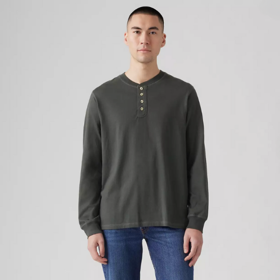 Four-button Henley