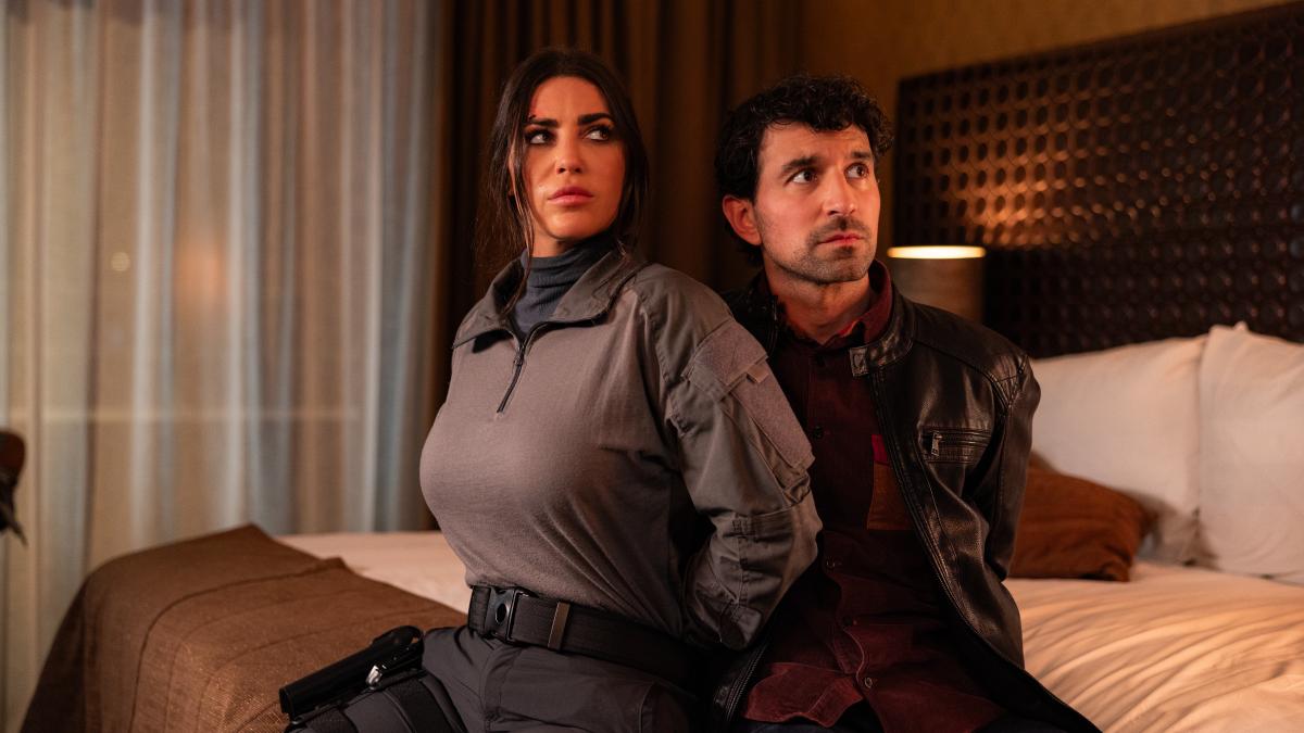 Yolanthe Cabau, nu te zien in Mr. & Mrs. Aslan, openhartig over beroemd zijn: ‘Fotoshoots en rode lopers zijn leuk, maar uiteindelijk stelt het niks voor’