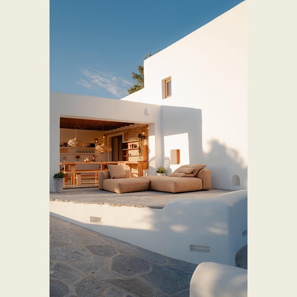 Pique wheat outdoor sofa cozy look