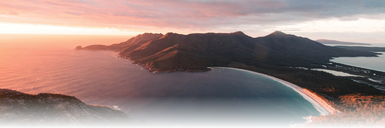 SHOP FOOTWEAR UP TO 50% OFF