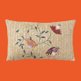 Kussen embroidery bloen