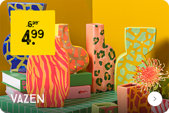 Vazen clashing colours