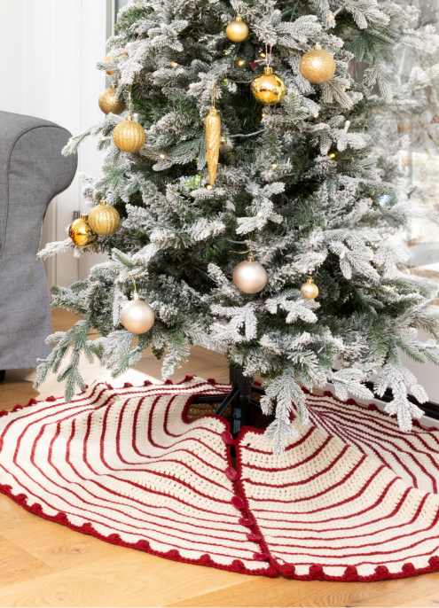 Crochet Twirly Pinstripe Tree Skirt Pattern