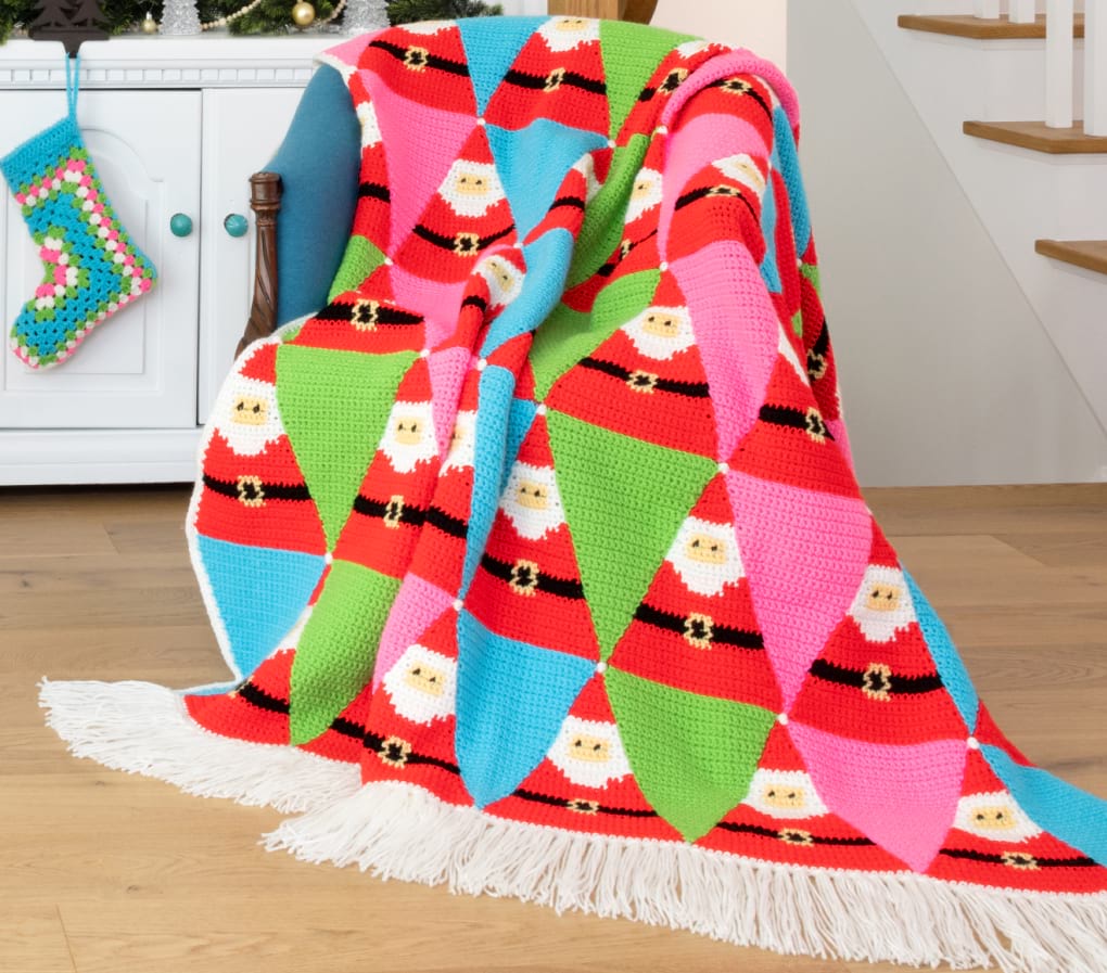 Santa's Coming to Town Crochet Blanket Pattern