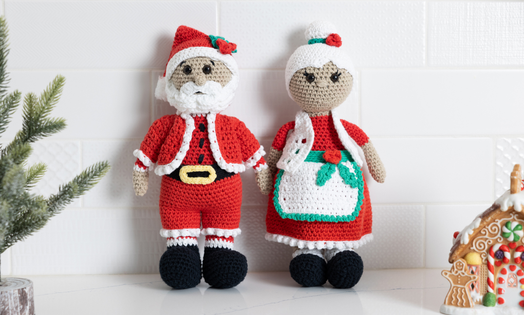 Crochet Santa & Mrs. Claus Dolls Pattern