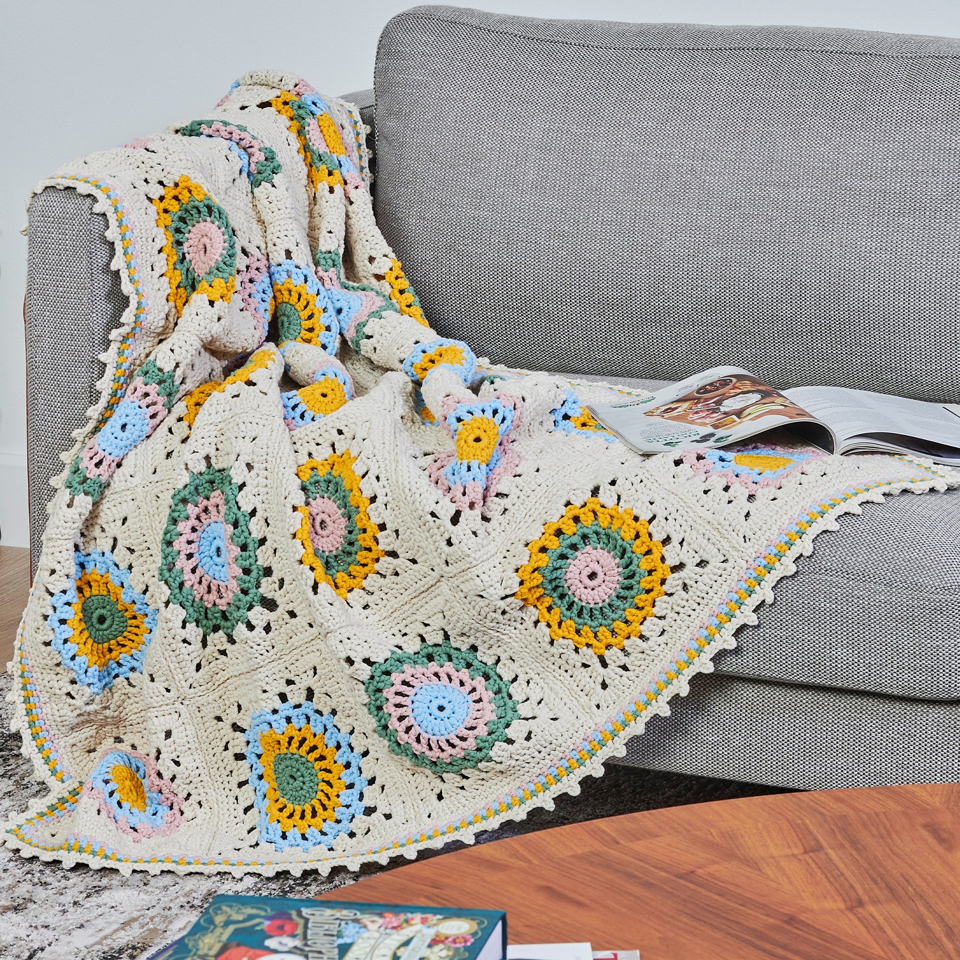 Free Picot Edged Granny Blanket Pattern