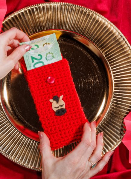 Free New Years Animals Crochet Envelope Pattern