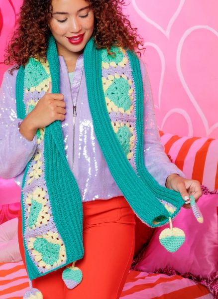 Free Hearts All Around Crochet Scarf Pattern