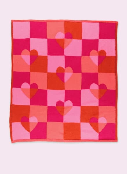 Free Modern Twist Heart Blanket Pattern