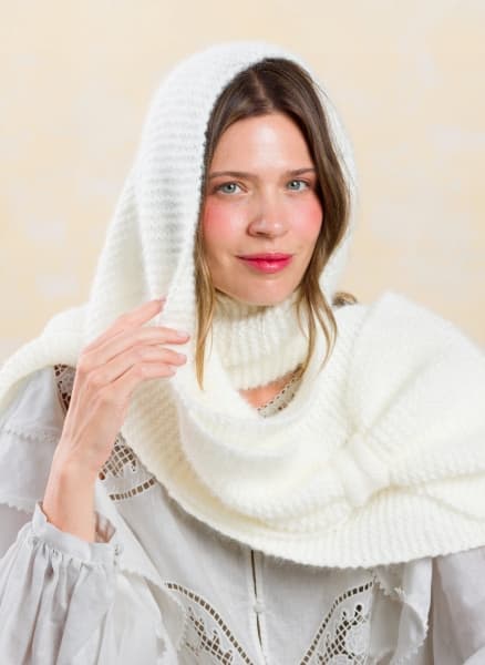 Free Knit Bow-Scarf Pattern