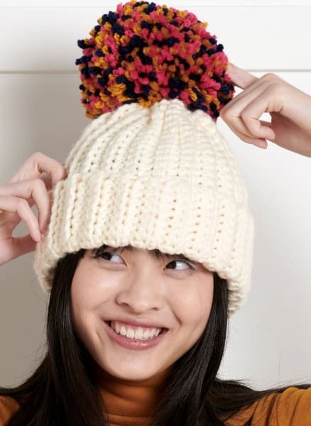 Free Beginner Pom On Top Crochet Beanie Pattern