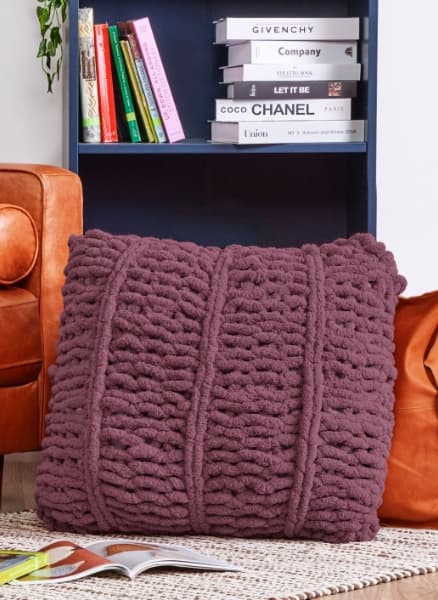 Free Between the Lines Finger Knit Pillow Pattern