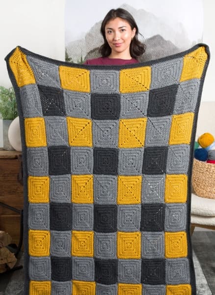 Free Cabin Plaid Crochet Blanket Pattern