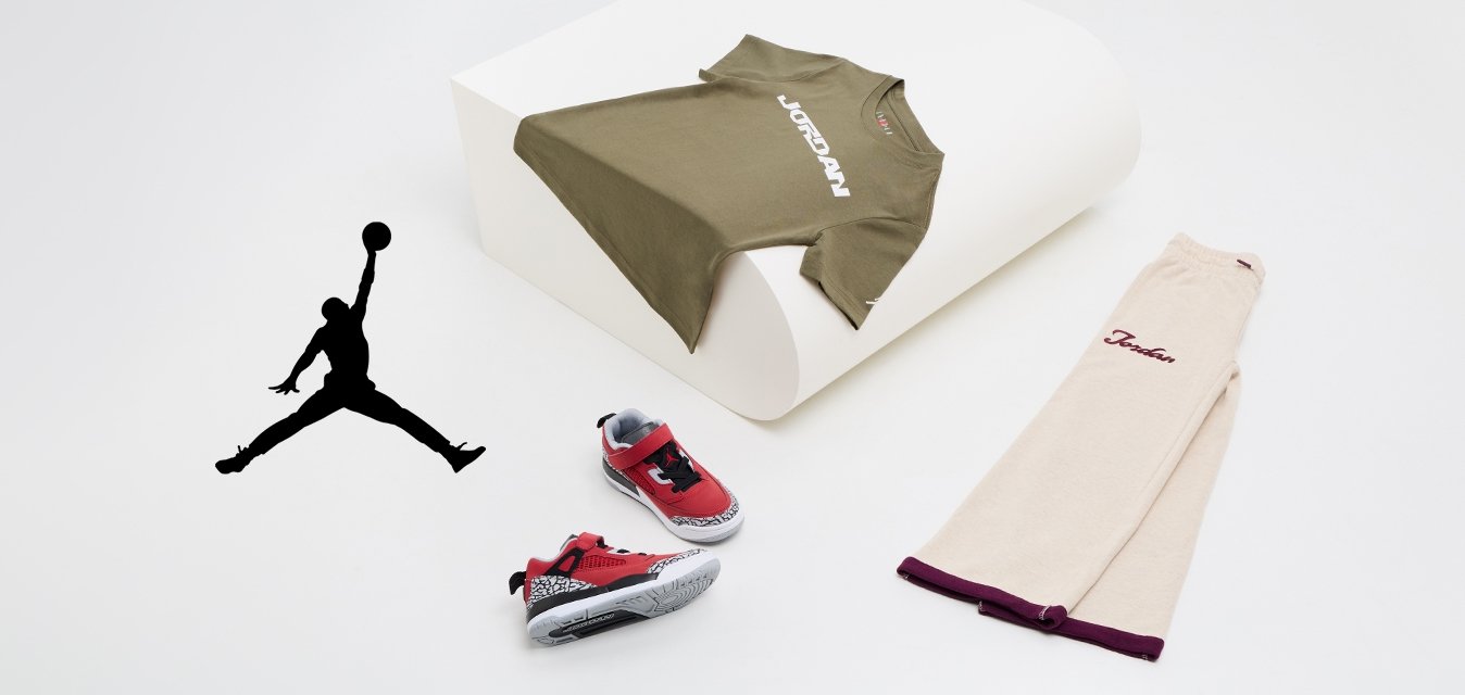 Maglietta verde oliva con testo 