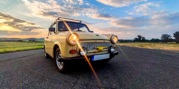 Jazda na legendárnom vozidle TRABANT 601S: 15, 30 alebo 60 minút nostalgie