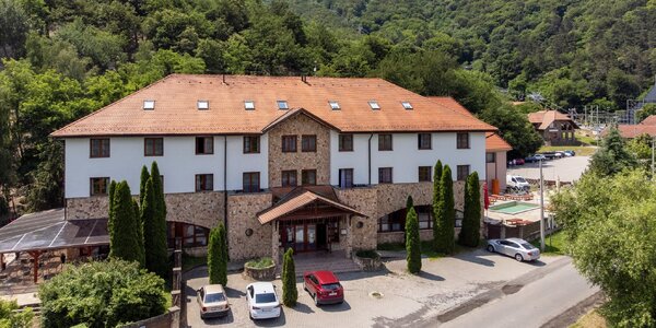 Štvorhviezdičkový hotel na skok od zážitkového parku Zemplín