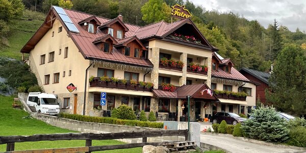 Rodinný hotel v Terchovej: na skok od Jánošíkových dier aj Vrátnej doliny