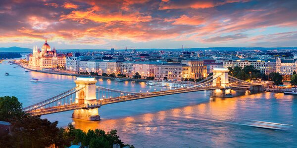 Zamilujte sa do Budapešti: hotel s raňajkami a welcome drinkom