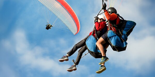 Tandemový paragliding s fotografiami a videozáznamom na západnom Slovensku