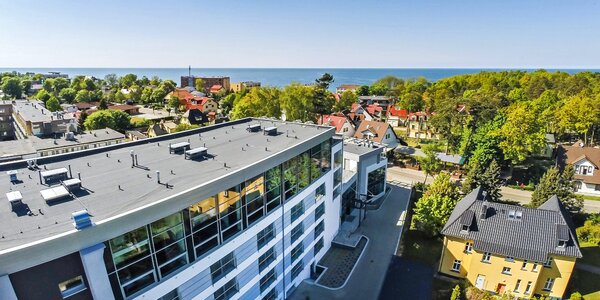 Hotel na brehu poľského mora: polpenzia aj neobmedzený wellness