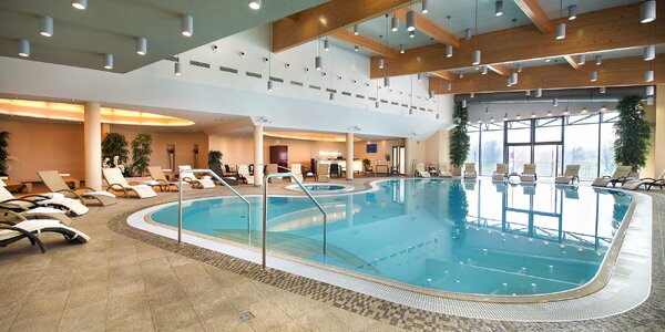 Luxusný 5* hotel pri zámku s jedlom aj wellness