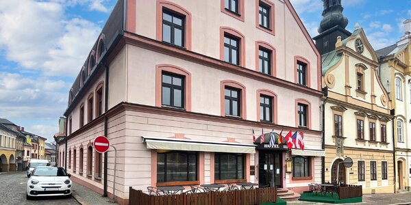 Pohoda v centre Českej Třebovej s bohatými raňajkami